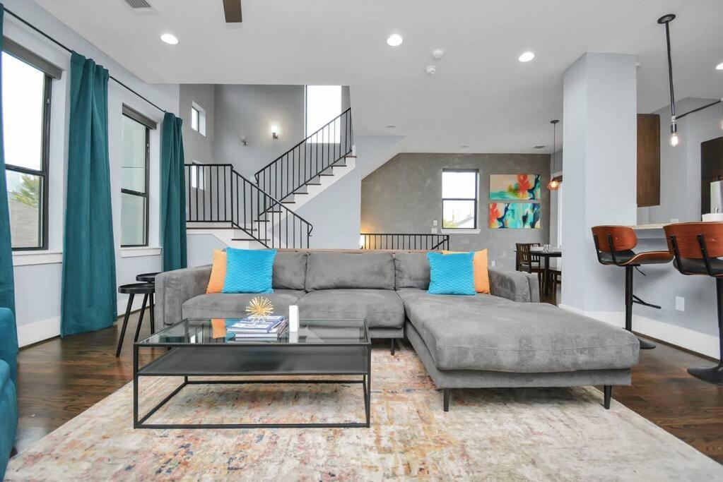 יוסטון Skyline Views - Sleeps 10 Home Near Downtown מראה חיצוני תמונה