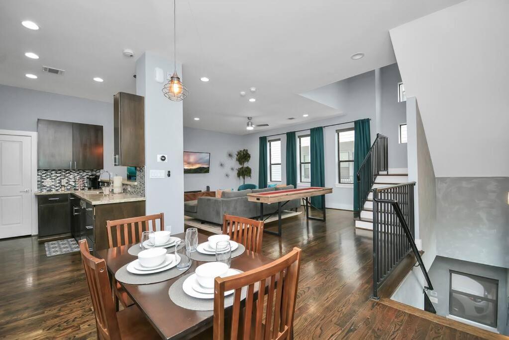 יוסטון Skyline Views - Sleeps 10 Home Near Downtown מראה חיצוני תמונה