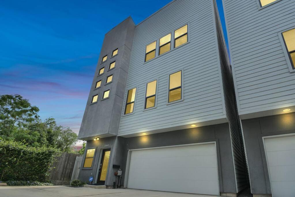 יוסטון Skyline Views - Sleeps 10 Home Near Downtown מראה חיצוני תמונה