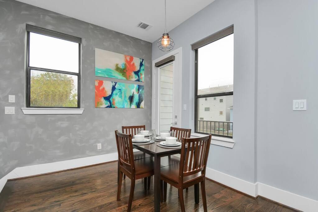 יוסטון Skyline Views - Sleeps 10 Home Near Downtown מראה חיצוני תמונה