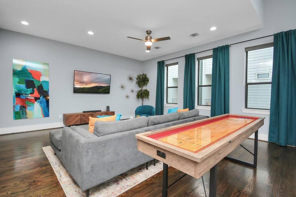 יוסטון Skyline Views - Sleeps 10 Home Near Downtown מראה חיצוני תמונה