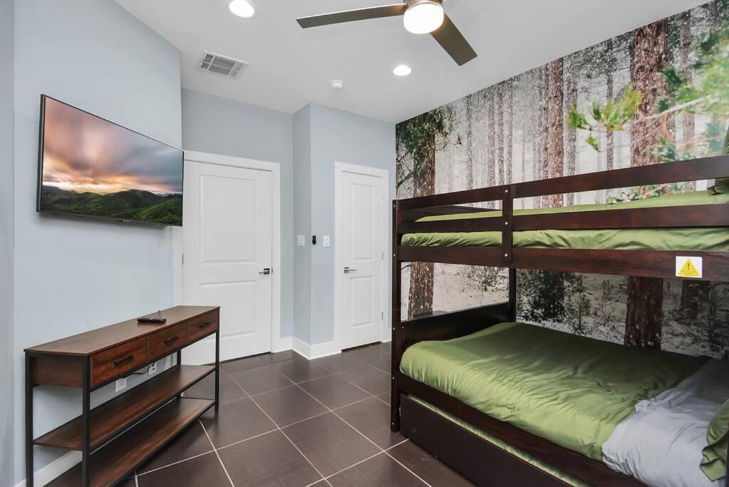 יוסטון Skyline Views - Sleeps 10 Home Near Downtown מראה חיצוני תמונה
