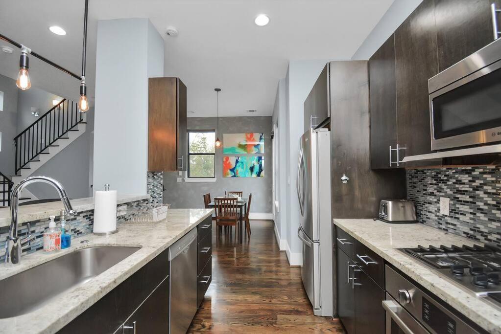 יוסטון Skyline Views - Sleeps 10 Home Near Downtown מראה חיצוני תמונה
